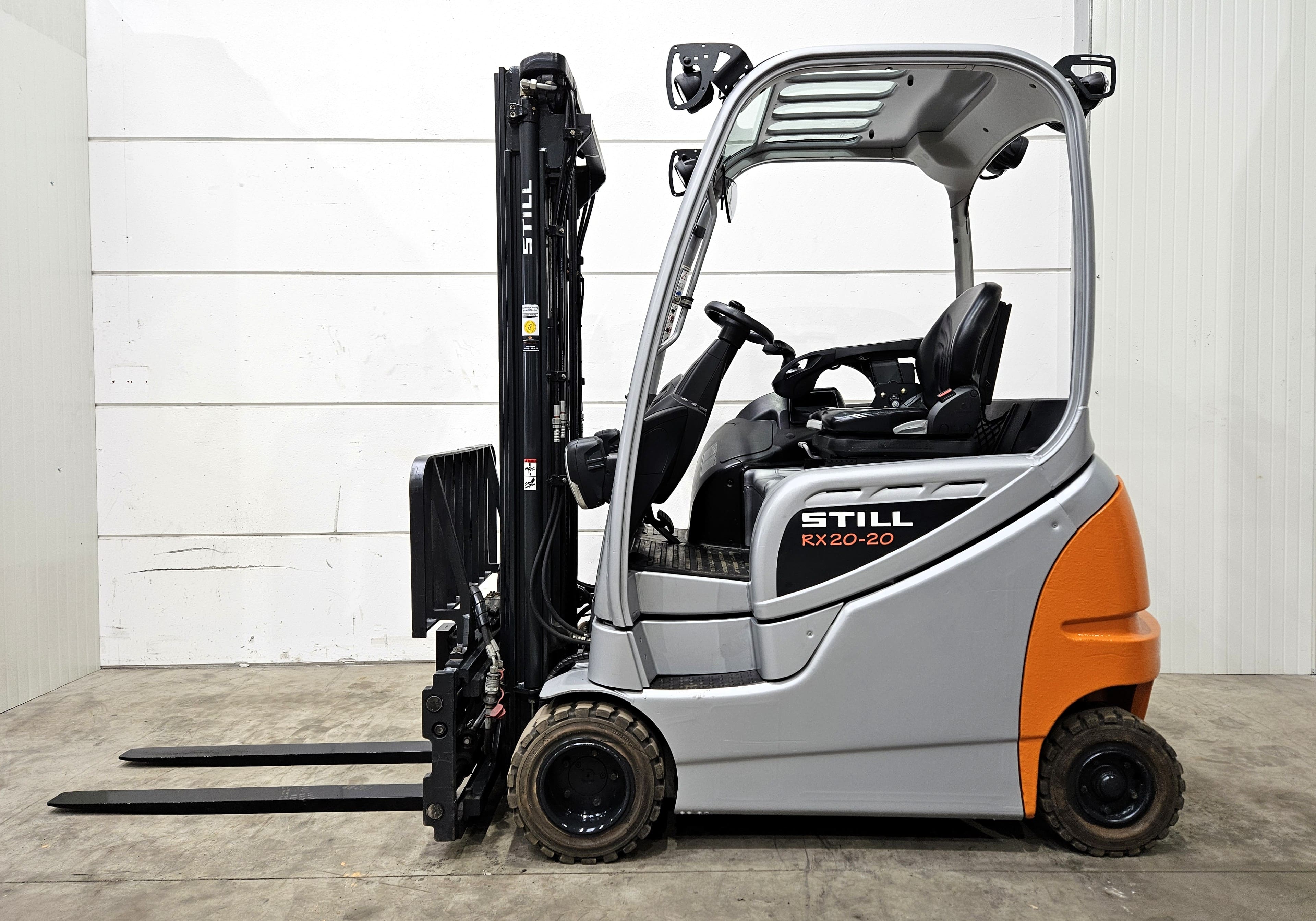 Still RX 20-20 Four-wheel electric forklift truck Still RX 20-20 Four-wheel electric forklift truck