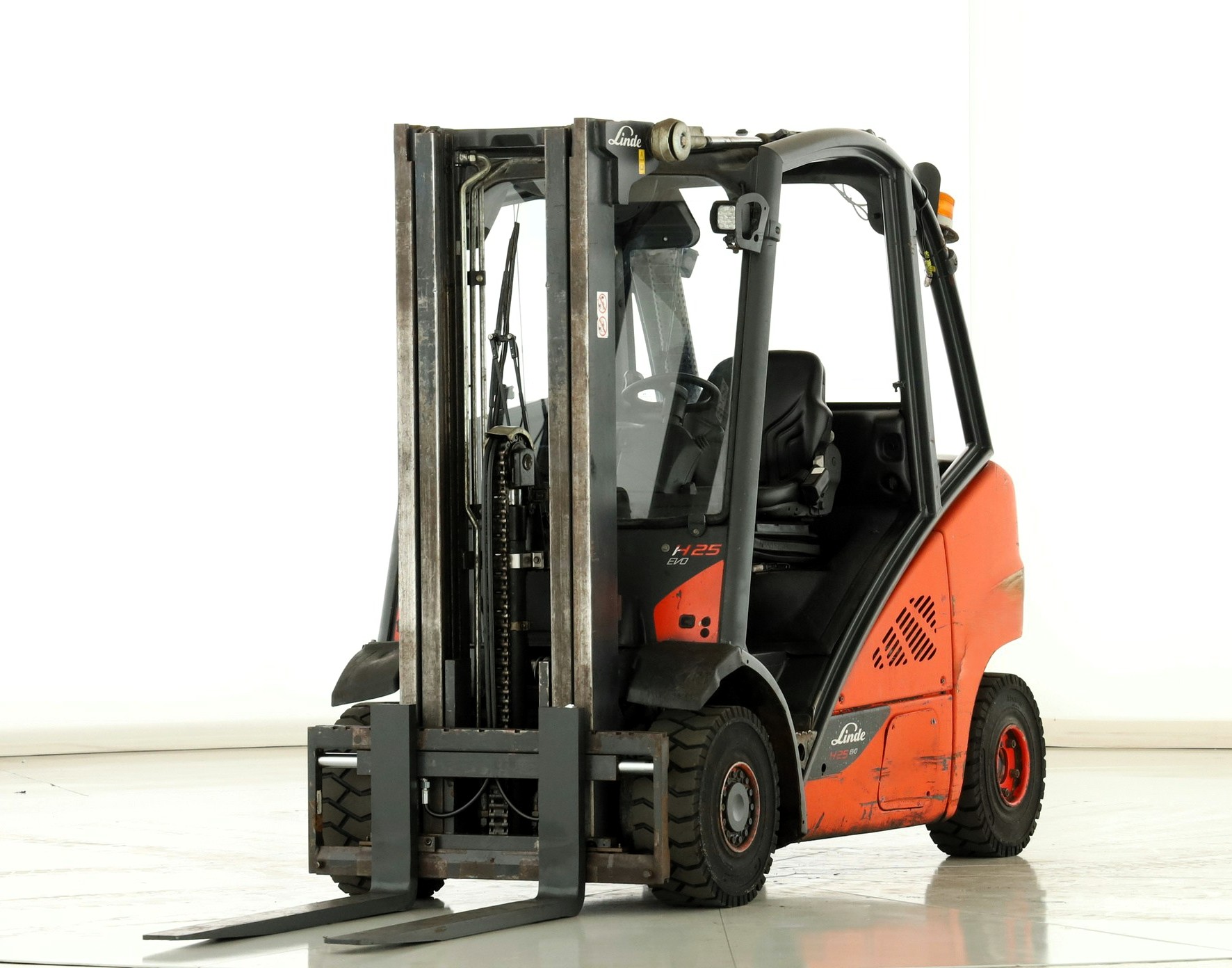 Linde H 25 D-02